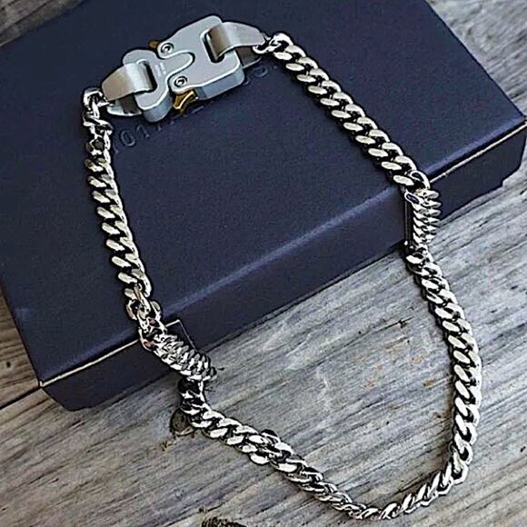 Stainless Steel Chain Link Necklace - Picture 2 of 6